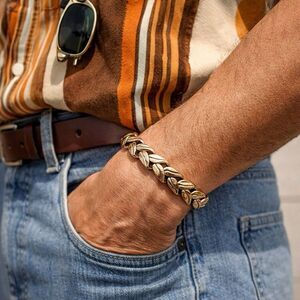 Vintage Krementz Gold Tone Link Bracelet 7” Classic Statement